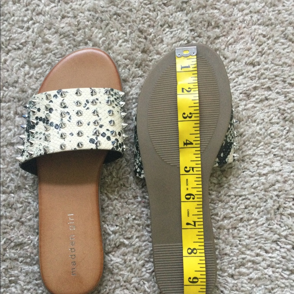 🔥🔥HOST PIC🔥🔥Madden Girl Farrin Studded Sandals - Picture 7 of 11